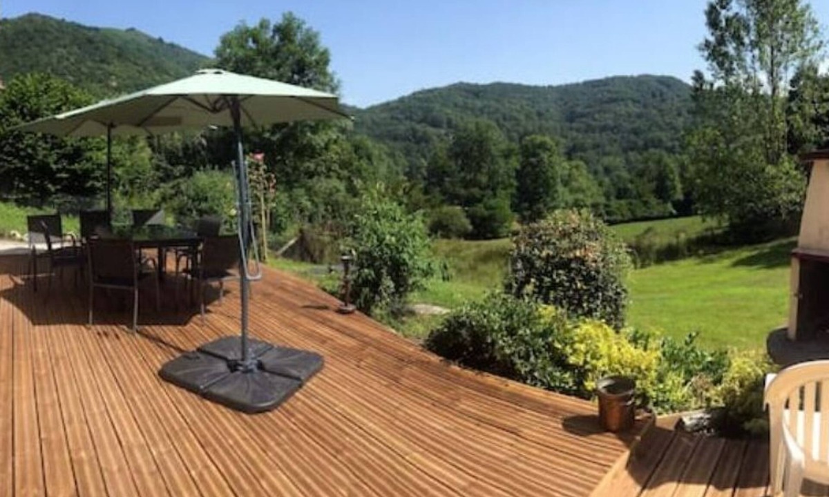Soulan House | Quiet house with private Nordic bath all year round, pets welcome