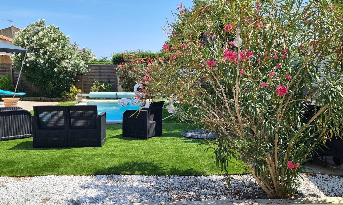 Meze Villa | Quiet house with private pool