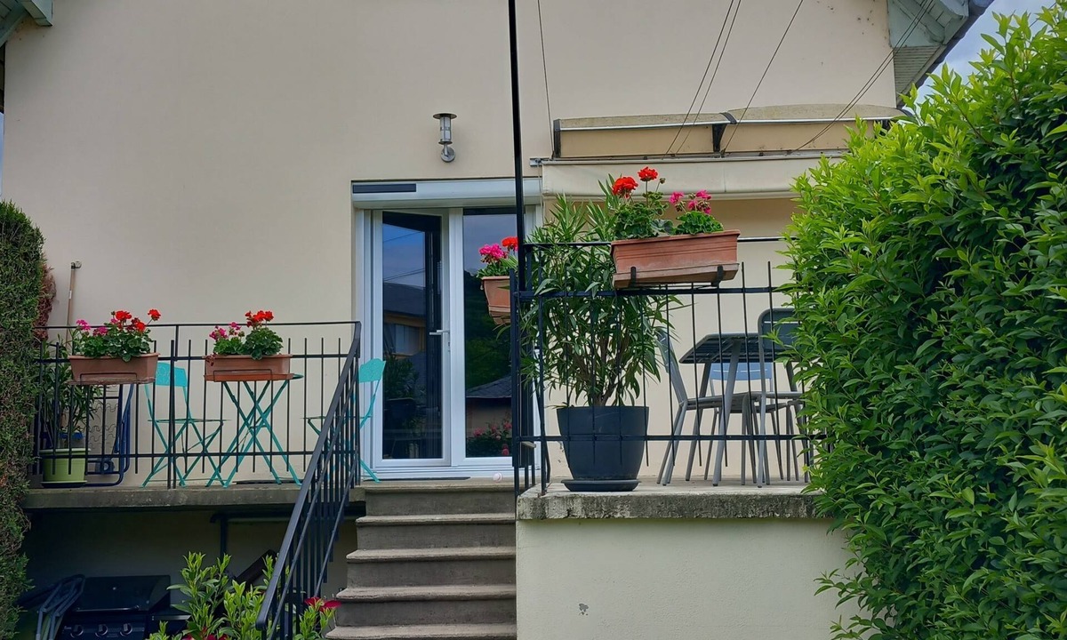 Espalion House | Quiet house with terrace and garden - view of Calmont d'Olt castle