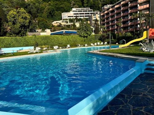 Bissone Apartment | Quiet Lake Design Apartament