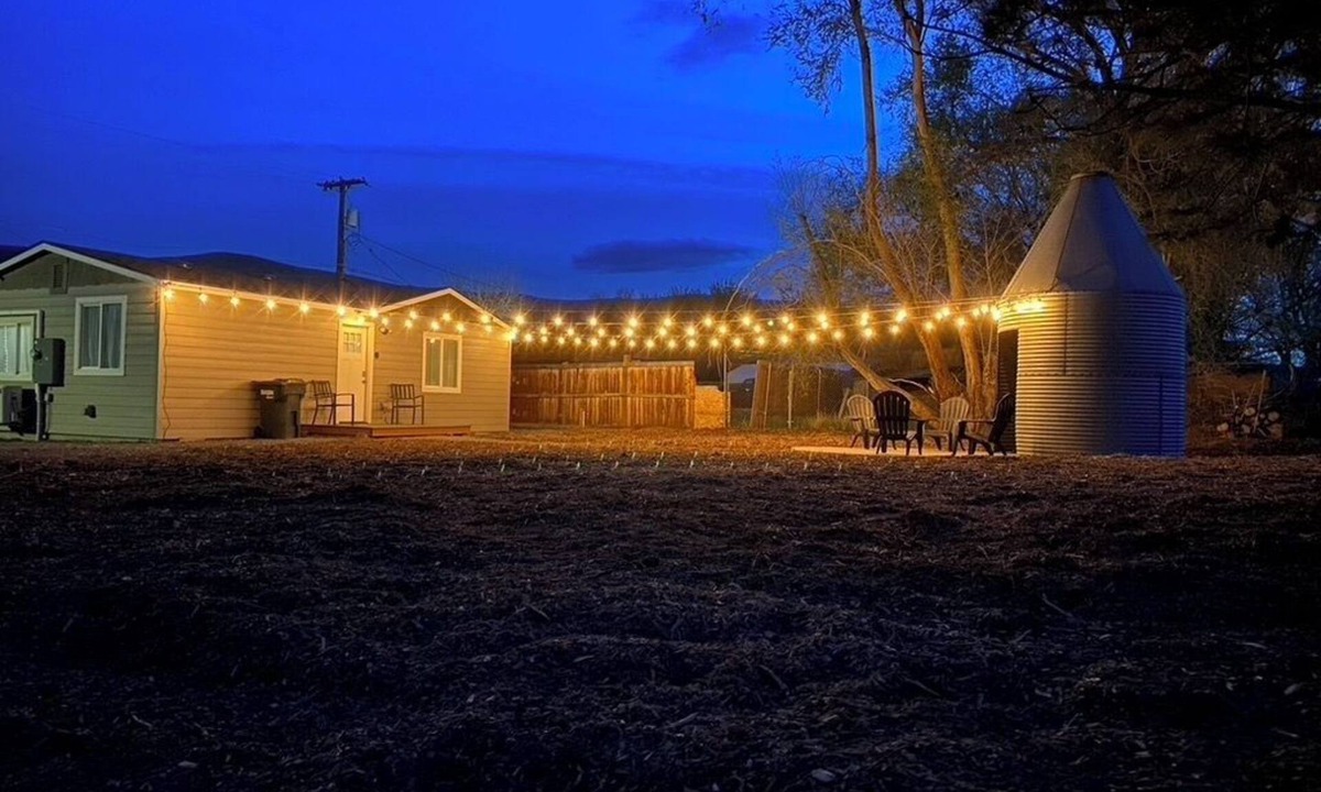 Benton City House | Quiet little home surrounded by opportunity