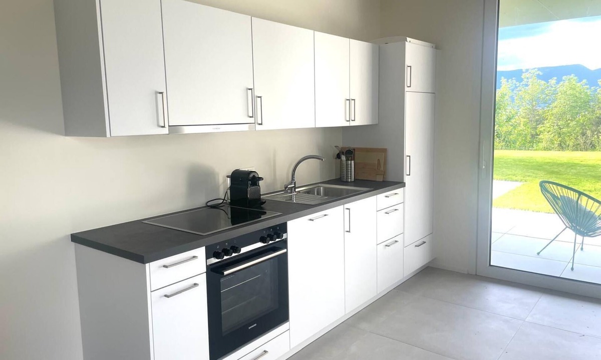 Estavayer-le-Lac Apartment | Quiet, modern apartment