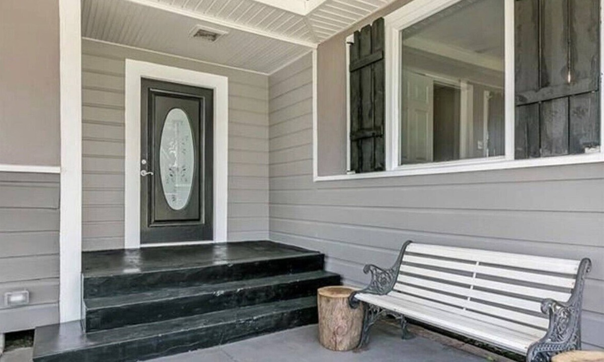 Metairie House | Quiet Neighborhood with quick acess to everything you need