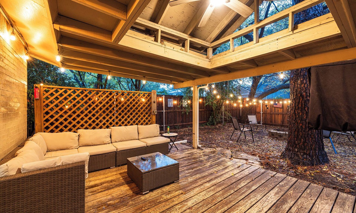 West Arlington House | Quiet, peacful, private 4-bedroom house with large backyard and patio space.