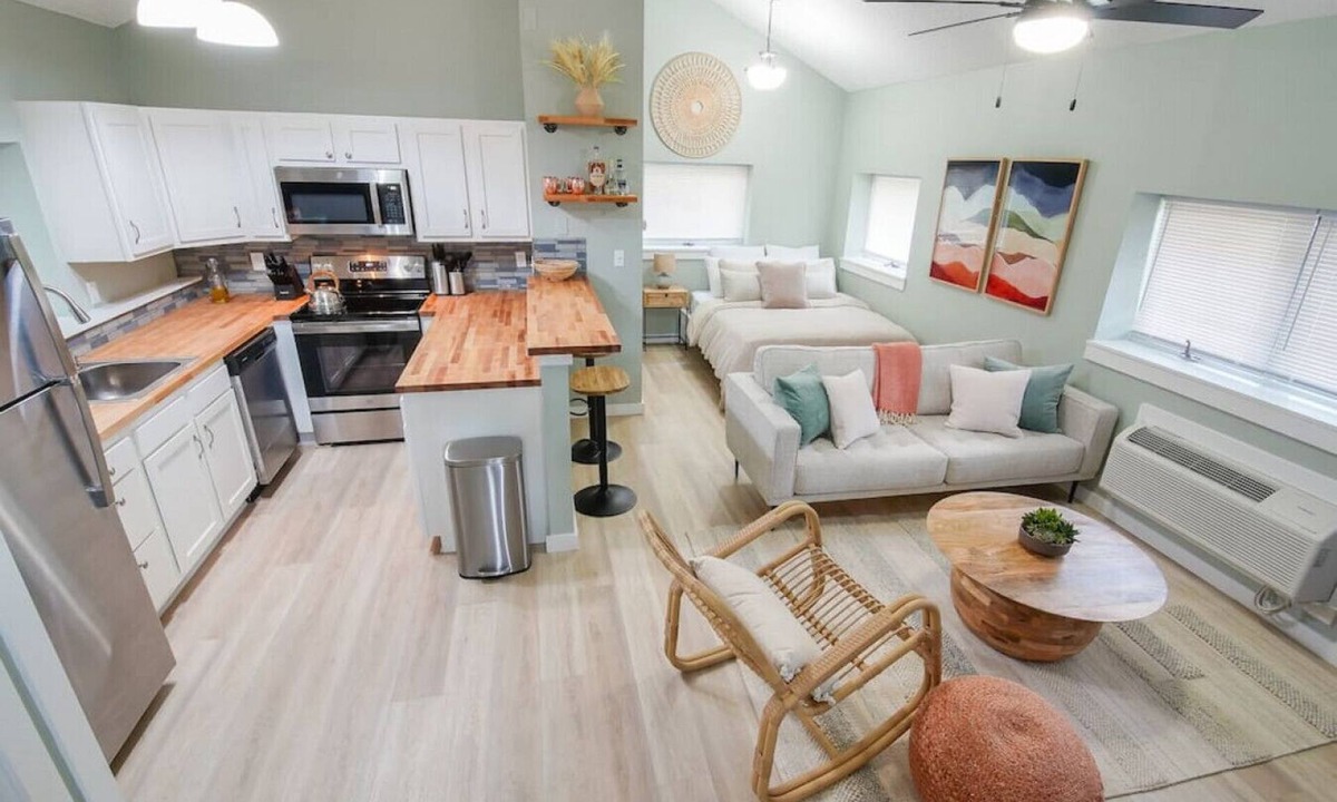 Lawrence House | Quiet, private, and fully remodeled. Minutes from KU and Mass