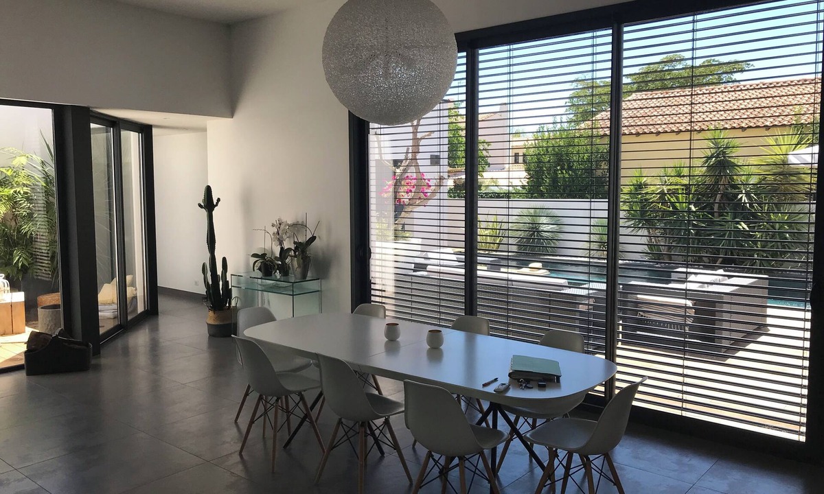 Lattes House | Quiet, quality family home with swimming pool