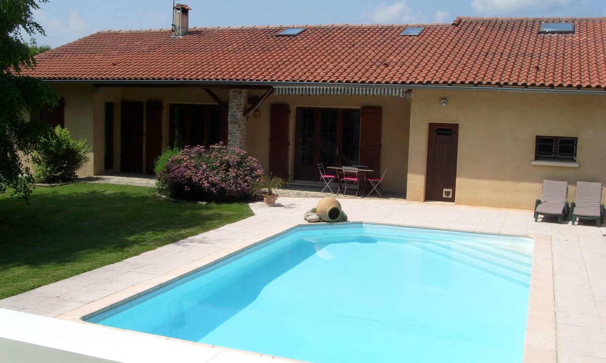 Bout-du-Pont-de-Larn Villa | Quiet, restful house with private pool in a tourist area
