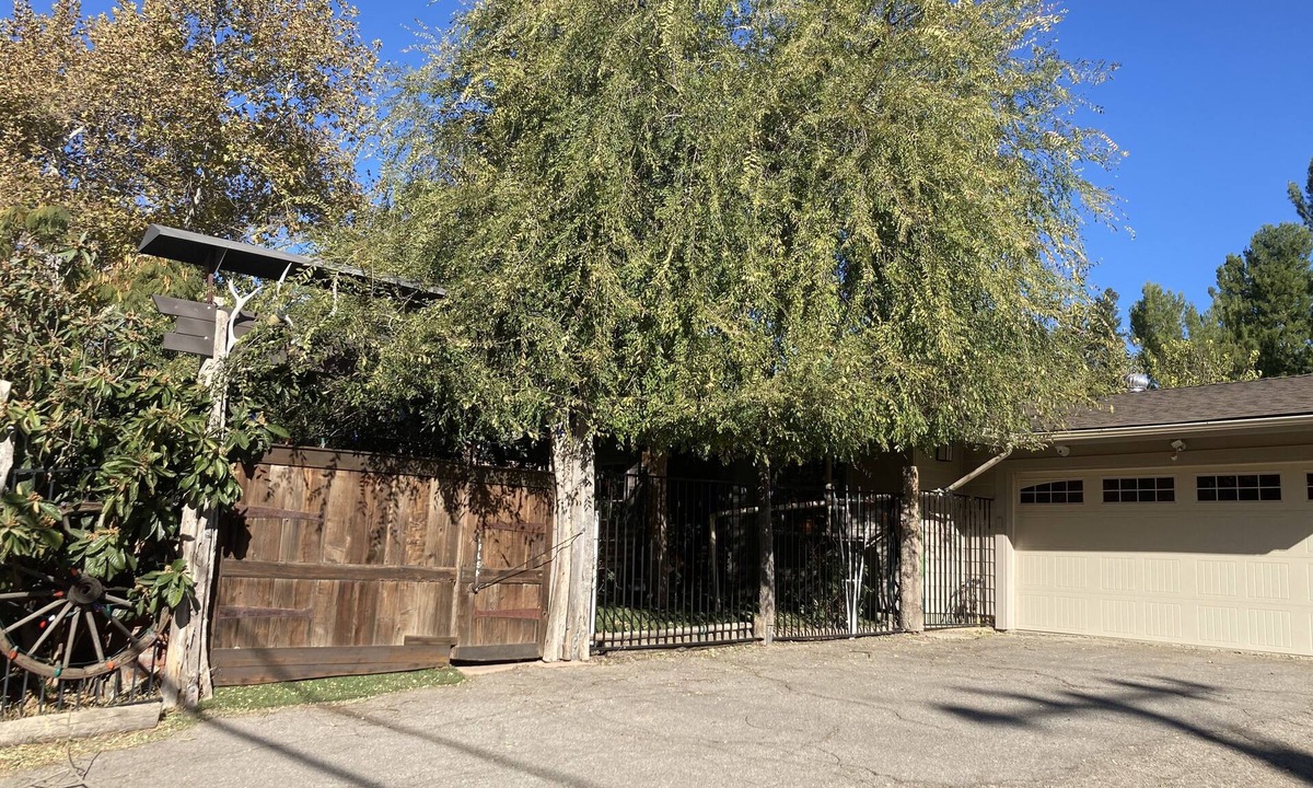 Agoura Hills House | Quiet, Safe, Spacious, Centrally Located, SUPER CLEAN AND WELL-CARED PLACE