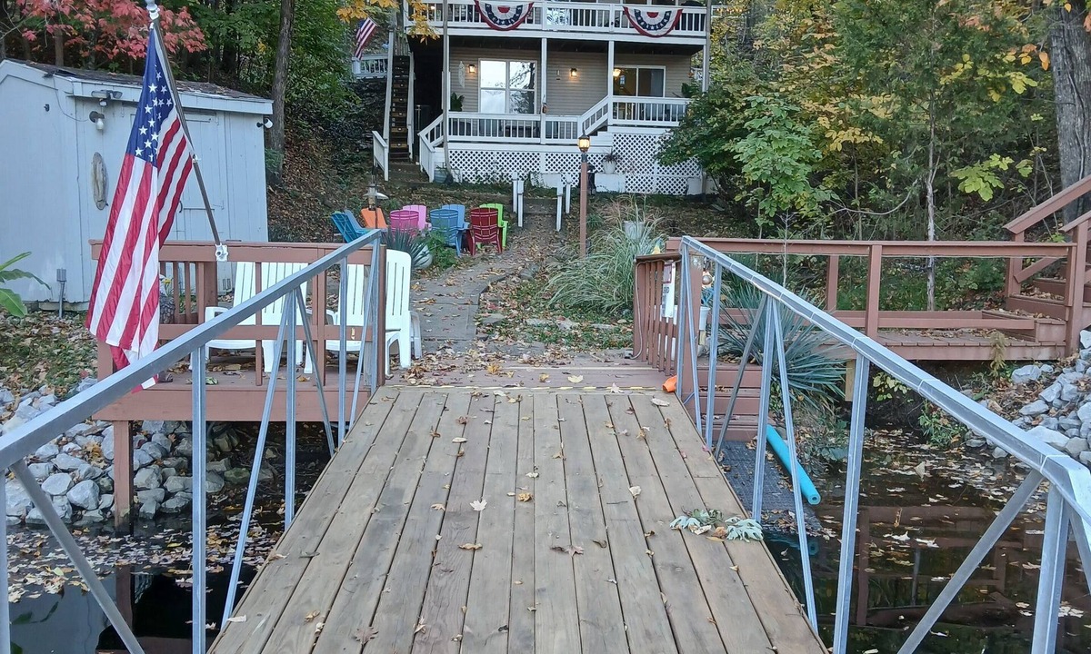 Goreville Ski Chalet | Quiet secluded Chalet, multiple amenities, private dock, fire pit & more.