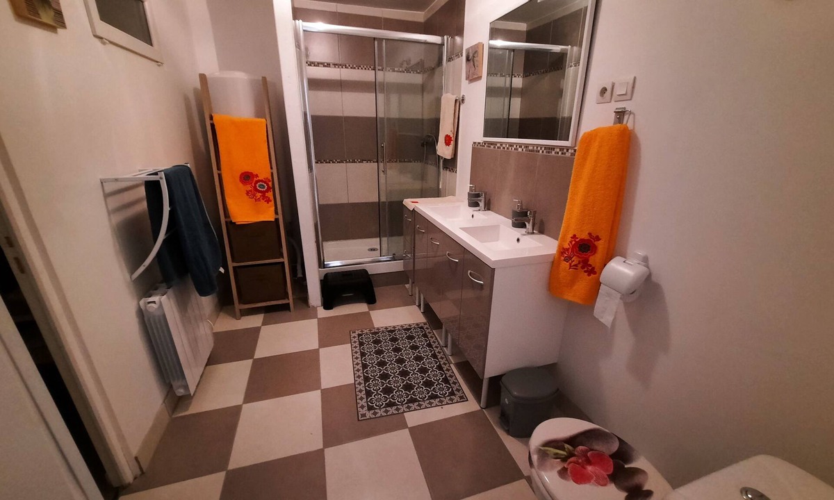 Hautevesnes House | Quiet, spacious country house 1 hour from Disney land. 1 h00 from Paris.