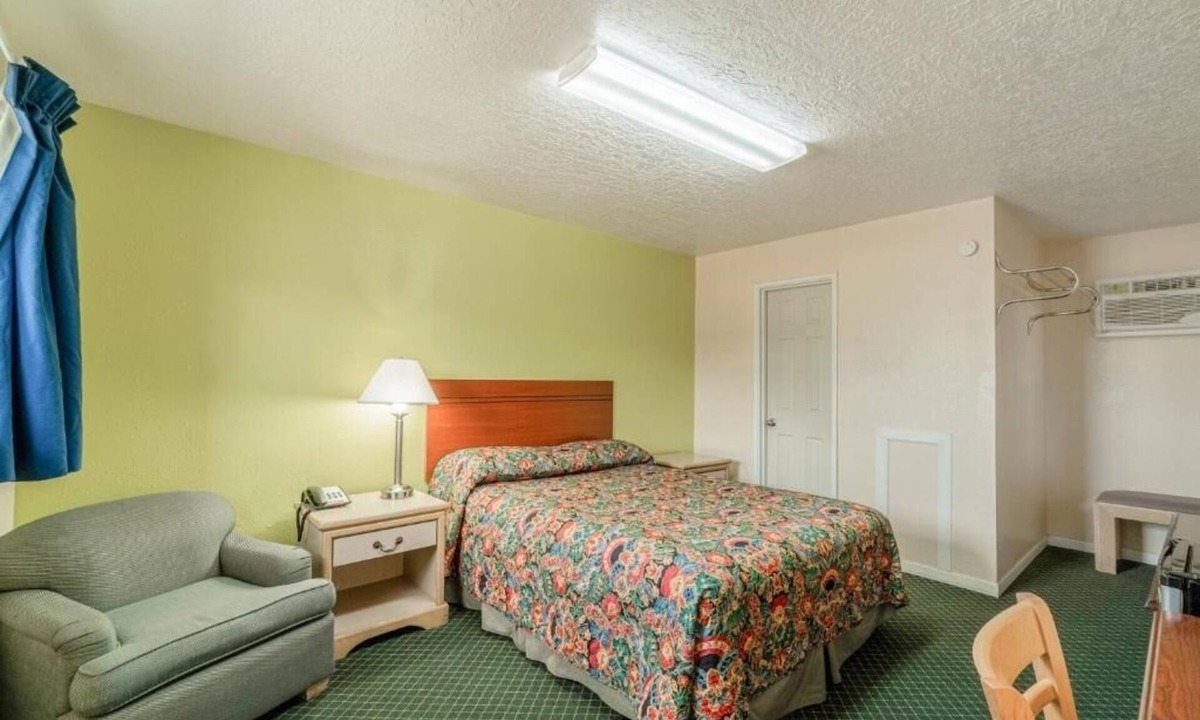 Boise City Hotel | Quiet Stay Perfect for Nature Lovers & Adventure Seekers