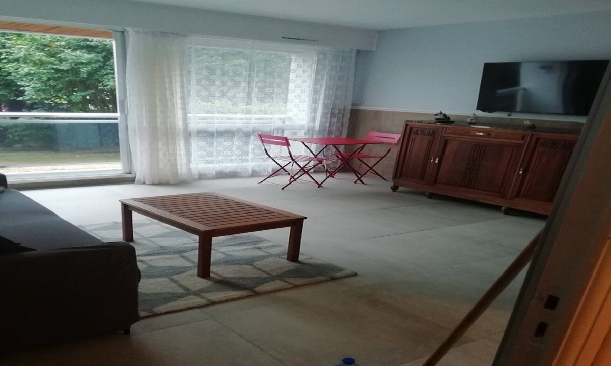 Benodet Apartment | Quiet studio 100 metres from the beach and thalasso centre