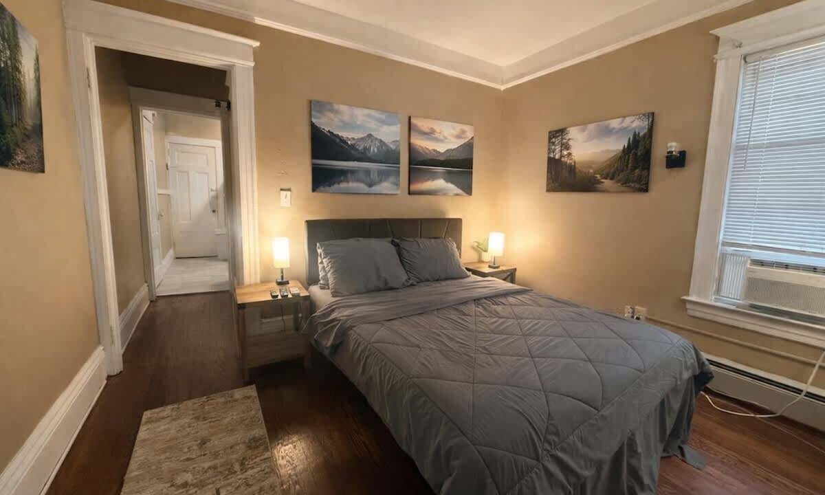 Rochester Apartment | Quiet Studio Apartment Near Cobbs Hill Park