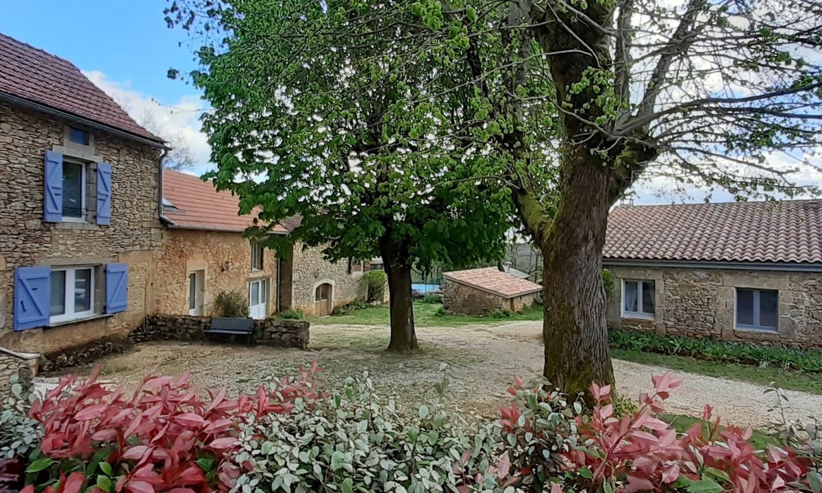 Marminiac House | Quiet Tilleul gîte in wooded surroundings with secure swimming pool (6x12)
