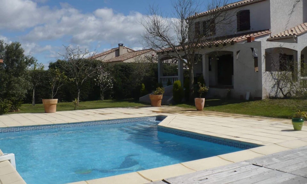 Bompas House | Quiet villa with private pool well equipped and well located