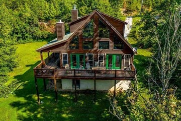 Tazewell Cabin | Quiet Waters house front