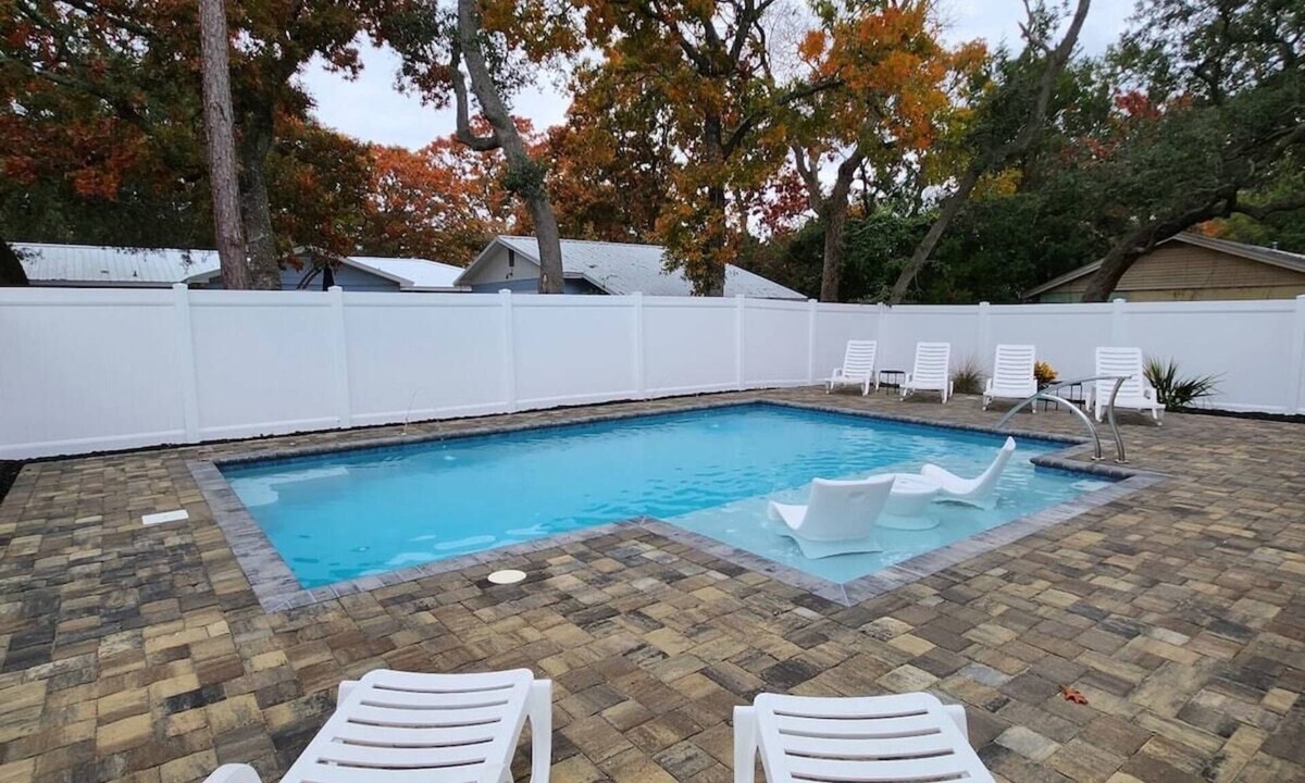 Windy Hill House | Quiet Windy Hill Retreat | Pool, Game Room, Pets