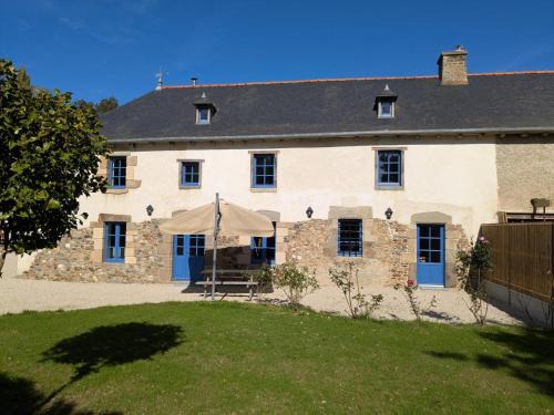 Pleumeleuc House | Quinfromel