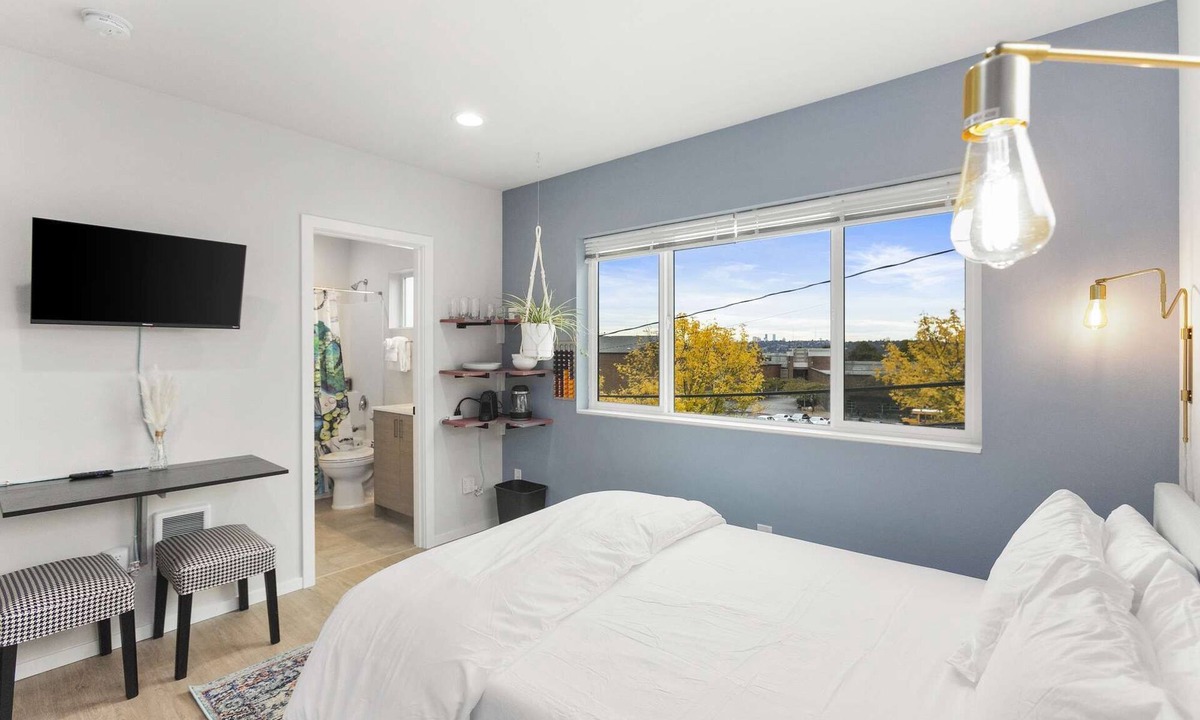 Whittier Heights Apartment | Quinn's sweet suite - Micro Studio - 91Walkscore