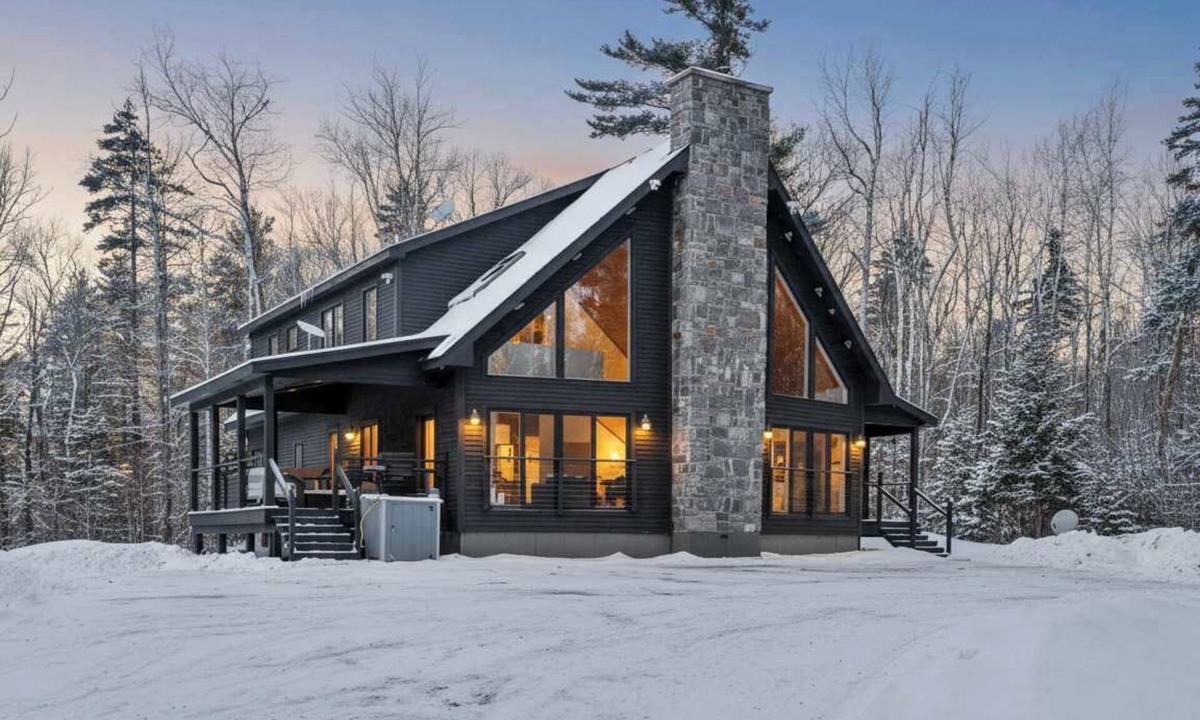 Becket House | Quintessential 6-BR Berkshires Lodge