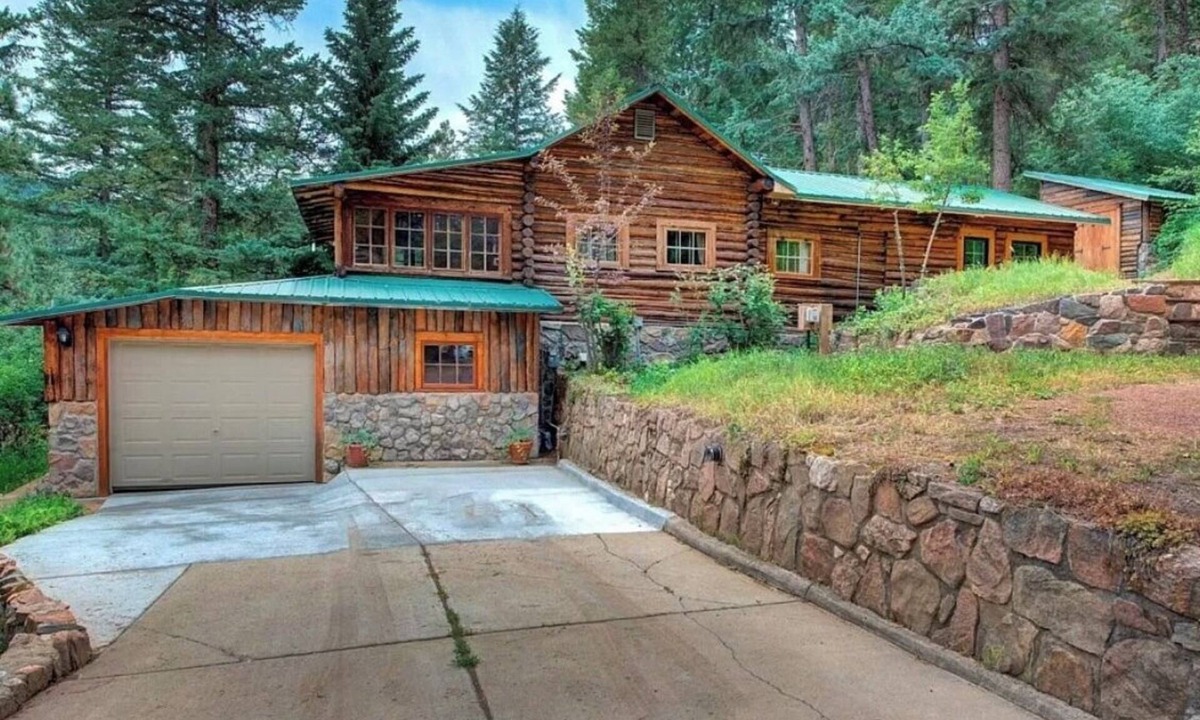 Indian Hills Cabin | Quintessential Colorado Cabin
