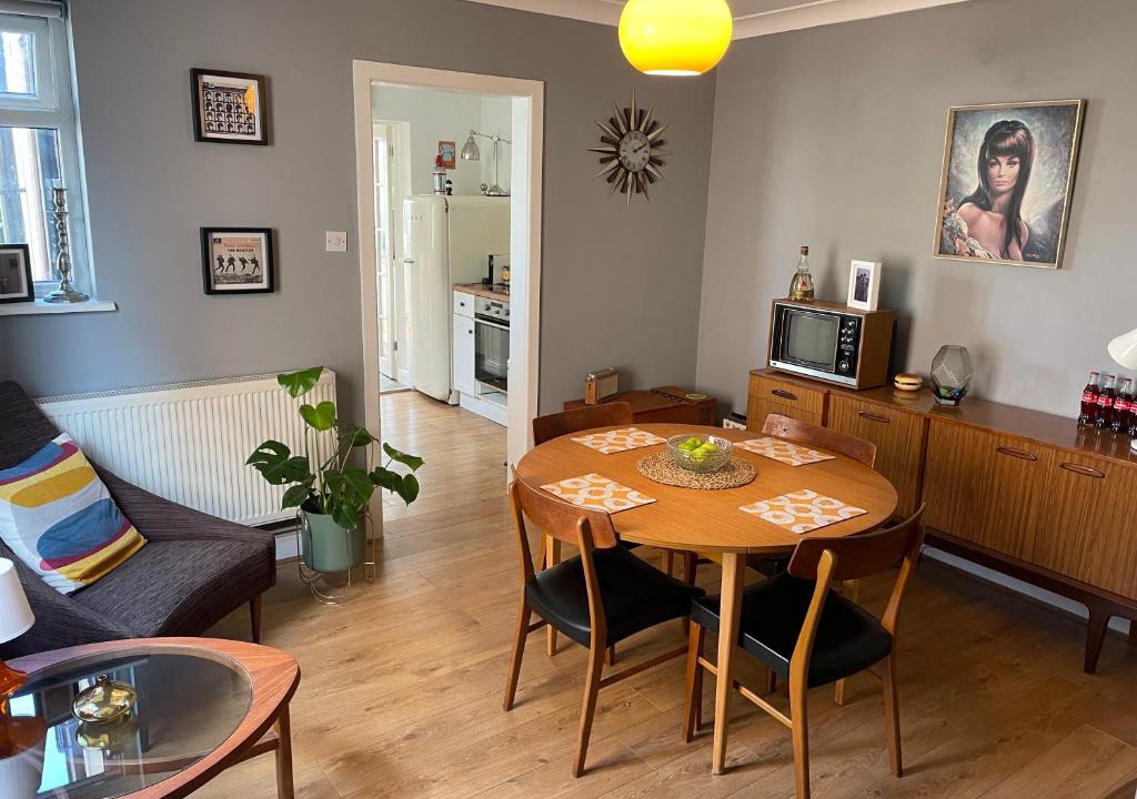 Southampton House | Quirky Edwardian/Retro Hideaway