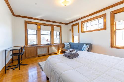 Oak Square House | Quite & Bright & Spacious Apt in Brighton 152