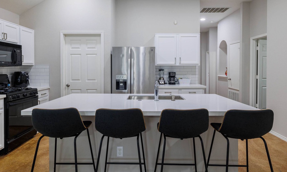 Austin House | Quite house near everything