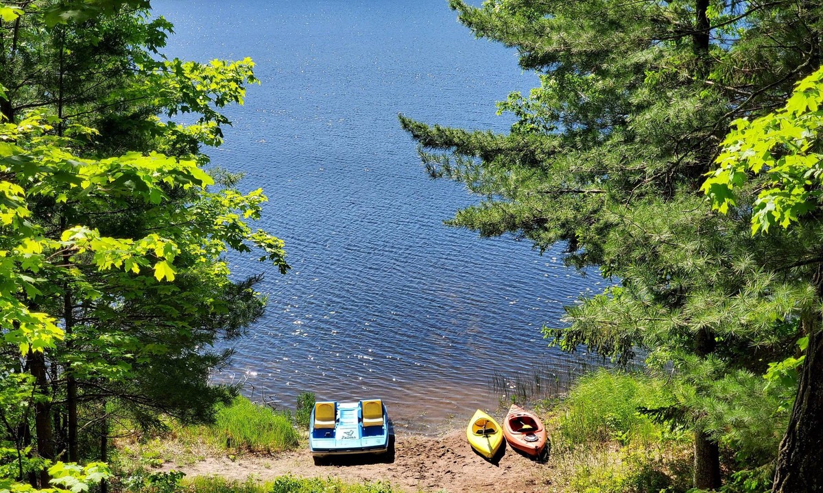 Markville Cabin | Quite year-round getaway. Small quiet lake, Hot Tub, Sauna and WiFi