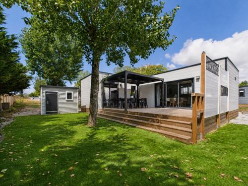 Saint-Gilles-Croix-de-Vie Ski Chalet | Résidence Les Voiles Blanches - Chalet pour 8