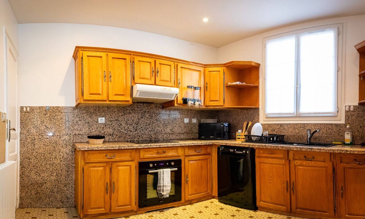 Villeneuve-Saint-Georges Hotel | résidence helios