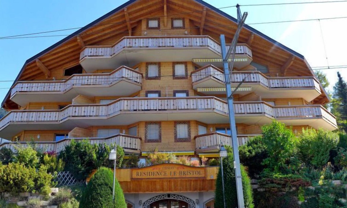 Villars-sur-Ollon Apartment | Résidence Bristol 4 by Interhome