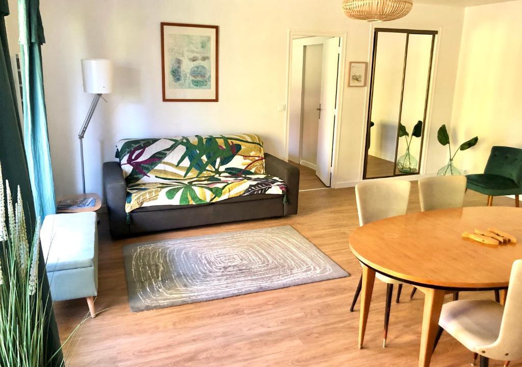La Marne Apartment | Résidence Brocéliande