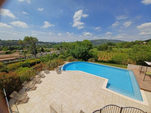 Saint-Martin-d'Ardeche Apartment | Résidence Château Saint Martin