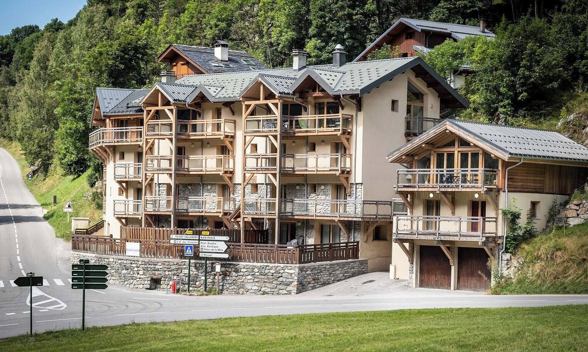 Nancroit House | Résidence Chalet Les Amis