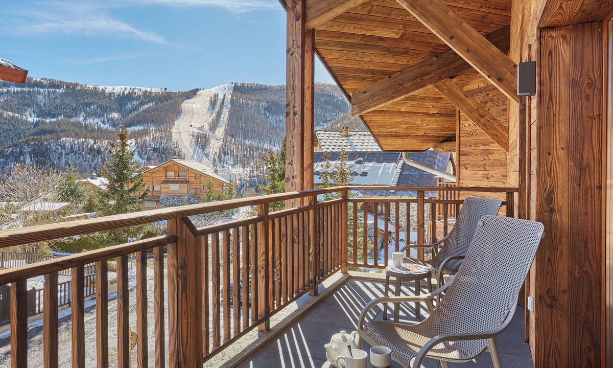 Saint-Etienne-de-Tinee Hotel | Résidence Odalys Le Mont dAuron