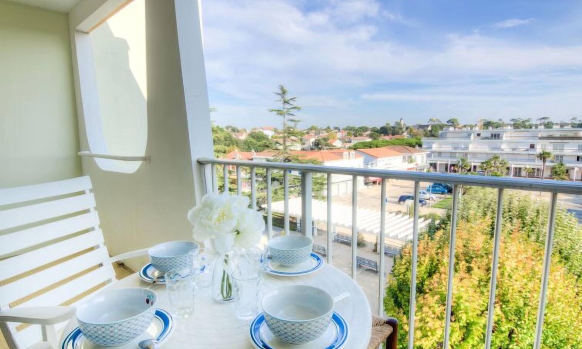 Saint-Palais-sur-Mer Apartment | Résidence de Saint Palais by Interhome