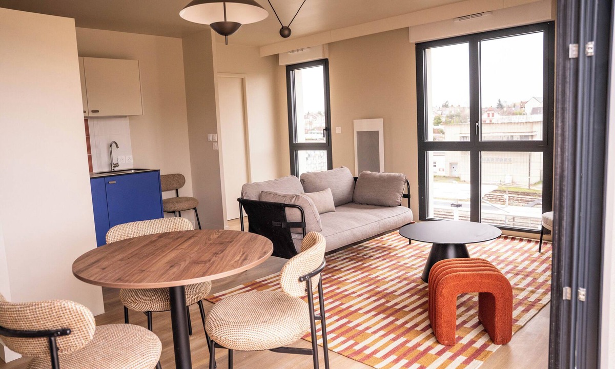 Chartres Apartment | Résidence Harvey Chartres Gare Cathédrale 4*