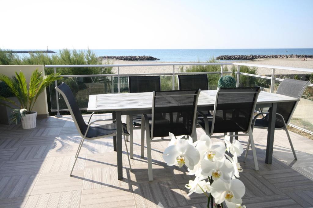 Frontignan Apartment | Résidence La Voile Blanche 1