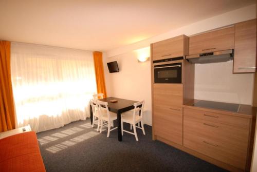 Eaux-Bonnes Apartment | Résidence Marmottes - 2 Pièces pour 8 Personnes MAE-6013