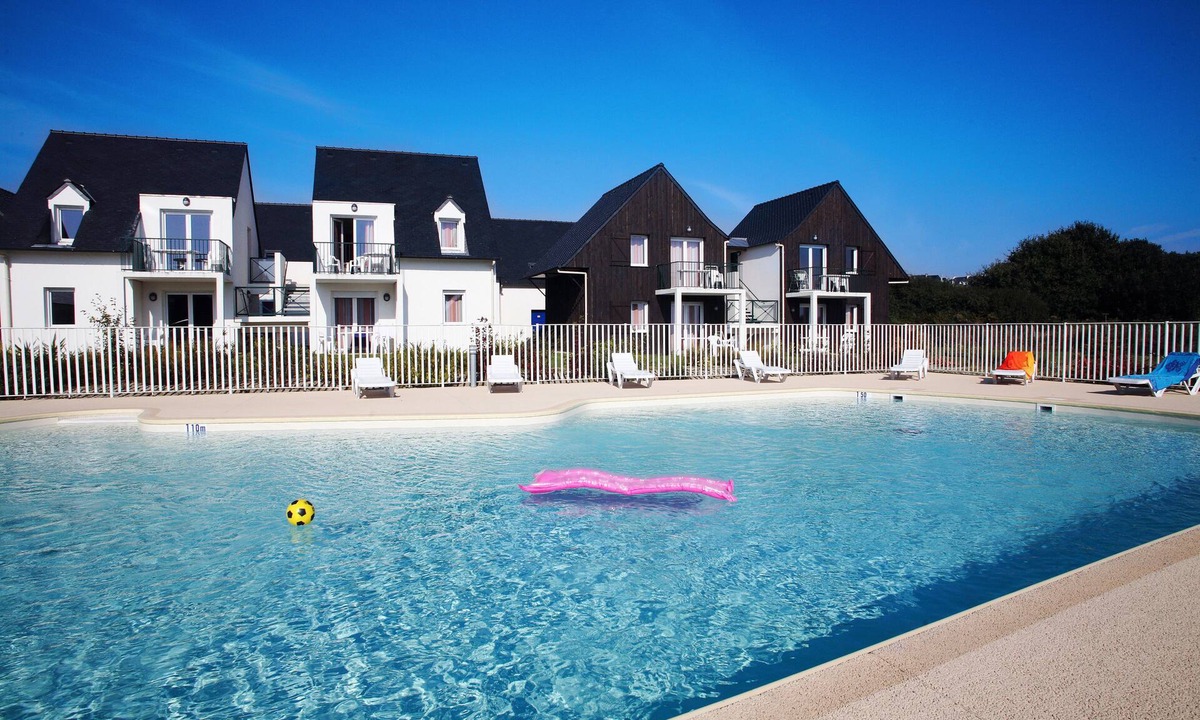 Saint-Pol-de-Leon House | Résidence Nemea les Roches