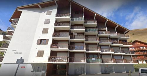 Saint-Sorlin-d'Arves Apartment | Résidence Pierre Aiguë
