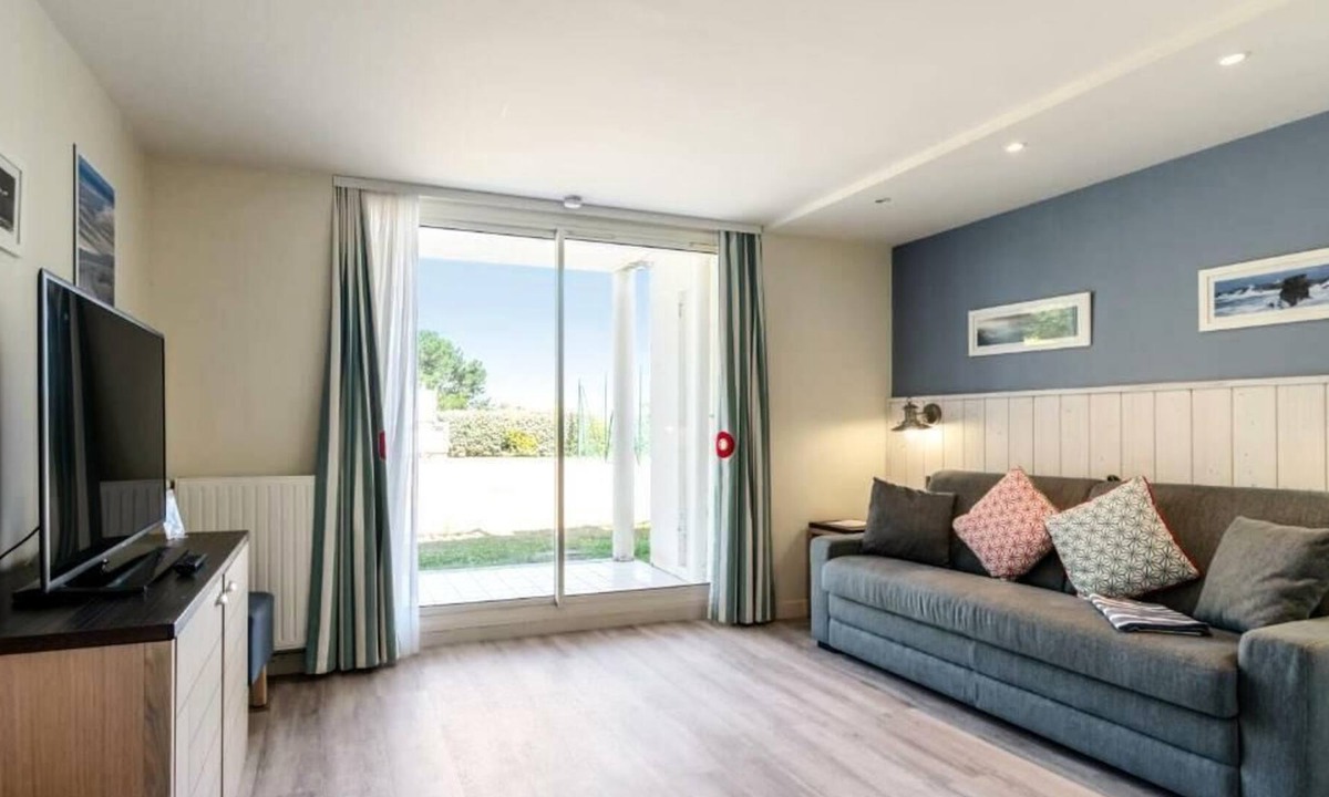 Le Pouliguen Apartment | Résidence Pierre & Vacances Premium Le Domaine de Cramphore**** - Apartment for 6 people - 2 bedrooms - Terrace or balcony