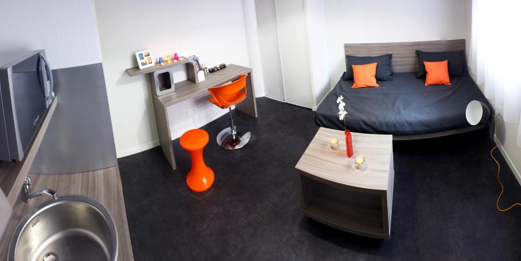 Quartier Pasteur Apartment | Résidence UXCO Omega ex Suiteasy