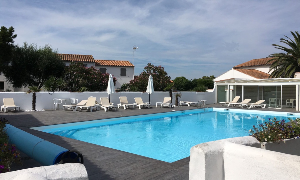 La Couarde-sur-Mer House | Rétaise *** House in beautiful beachfront pool, heated pool