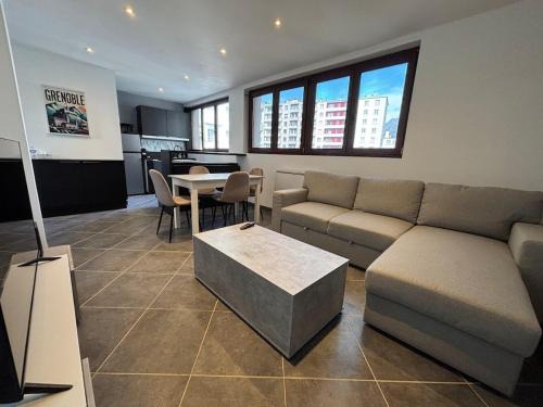 Quartier des Eaux-Claires Apartment | R'Apparts T2 Au Pied des Alpes