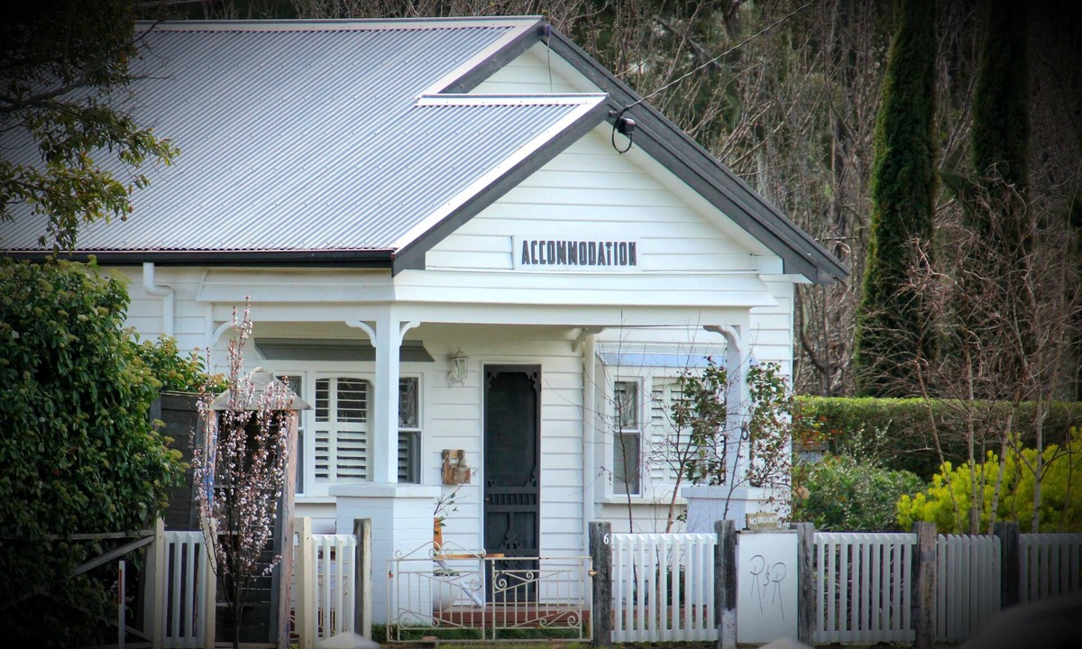 Inverleigh Cottage | R&R COTTAGE