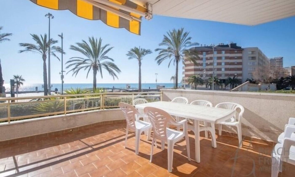 Calafell Apartment | R139 Apartament beachfront Guillem