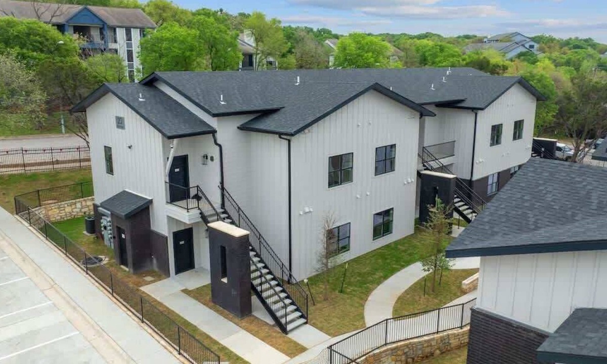 Parker Lane Condo | [R27] 1BD/1BA Condo. Brand New, Furnished & Work-Ready!