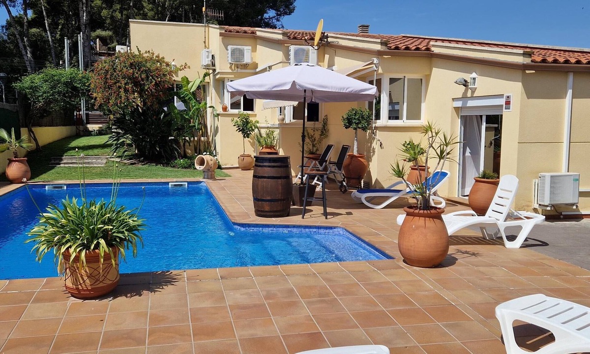 Segur de Calafell Villa | R88 Villa Vista Alegre